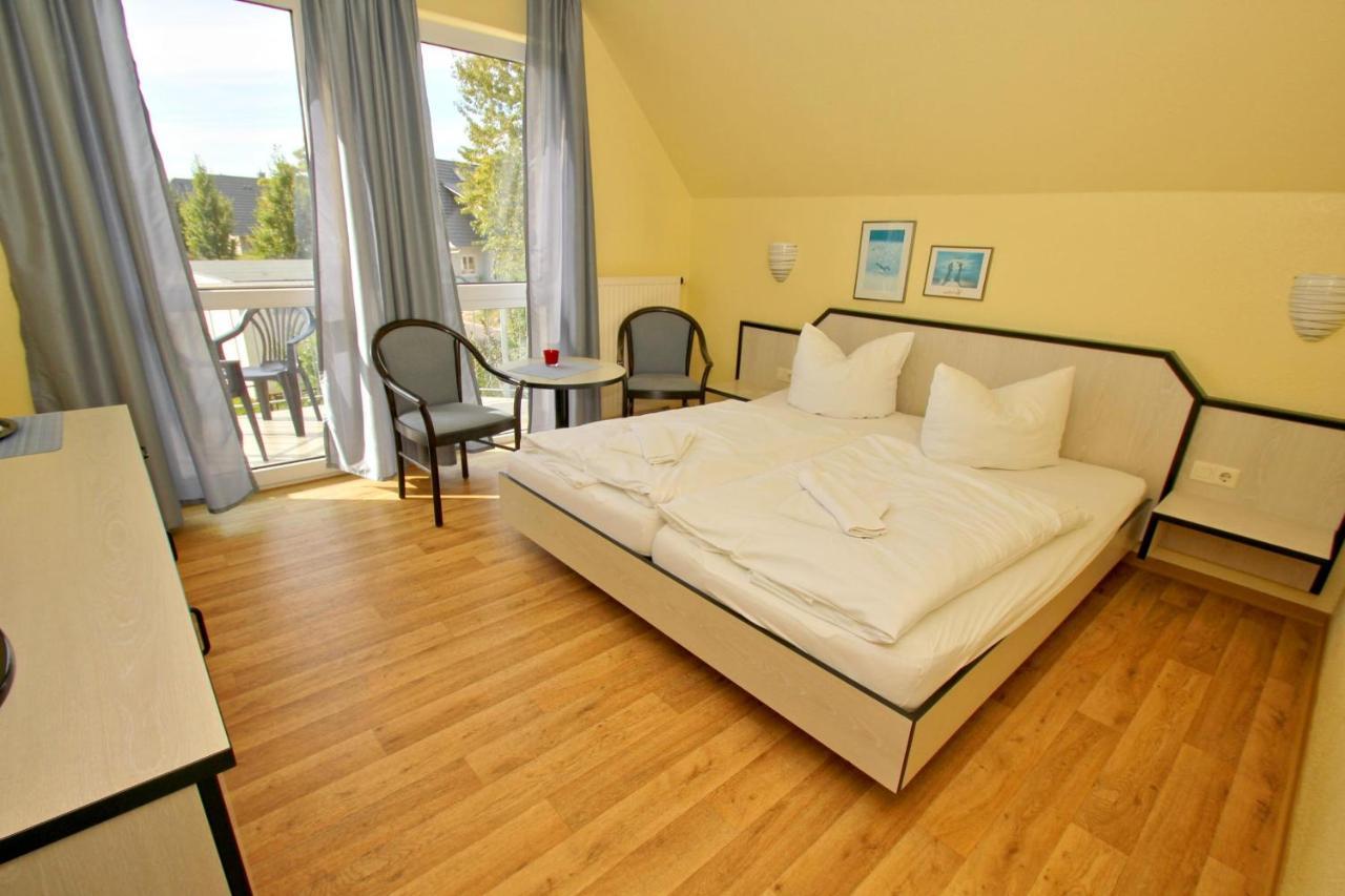F-1010 Strandhaus Moenchgut B&B Doppelzimmer Nr 35 Lobbe Kültér fotó