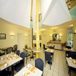 F-1010 Strandhaus Moenchgut B&B Doppelzimmer Nr 35 Lobbe Étterem fotó